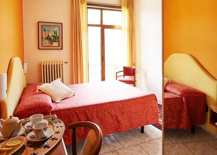 2000 Otel Gravedona