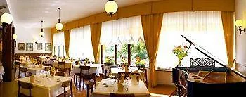Otel 2000