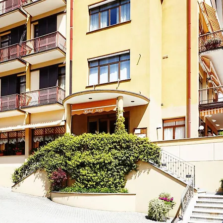 2000 Hotel 3*